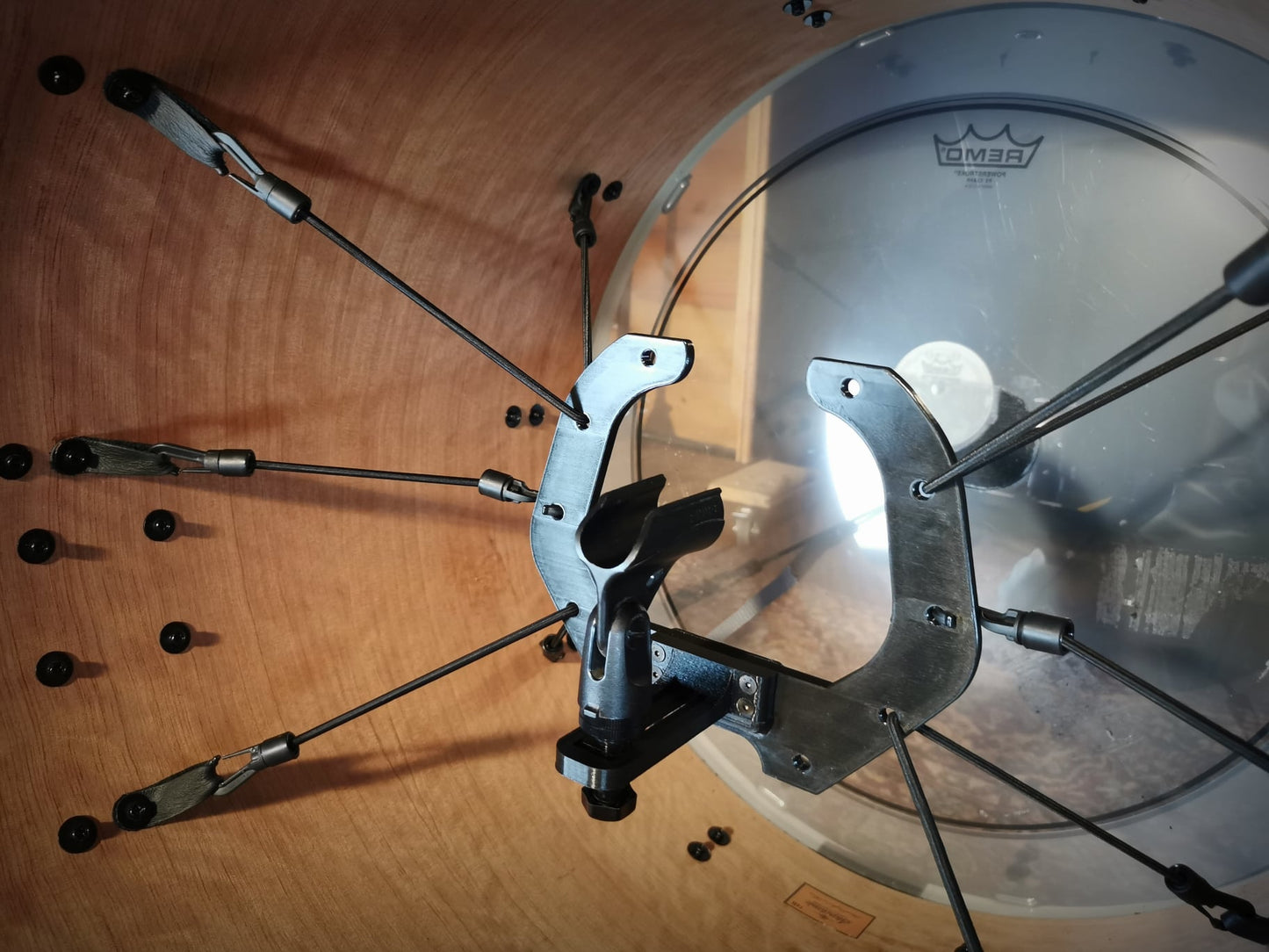 UBERMOUNT holder for kick drum inside microphone, non-invasive mounting